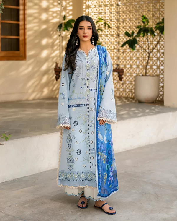 Aashiyana Lawn by Roheenaz 2025 | Mahnoor